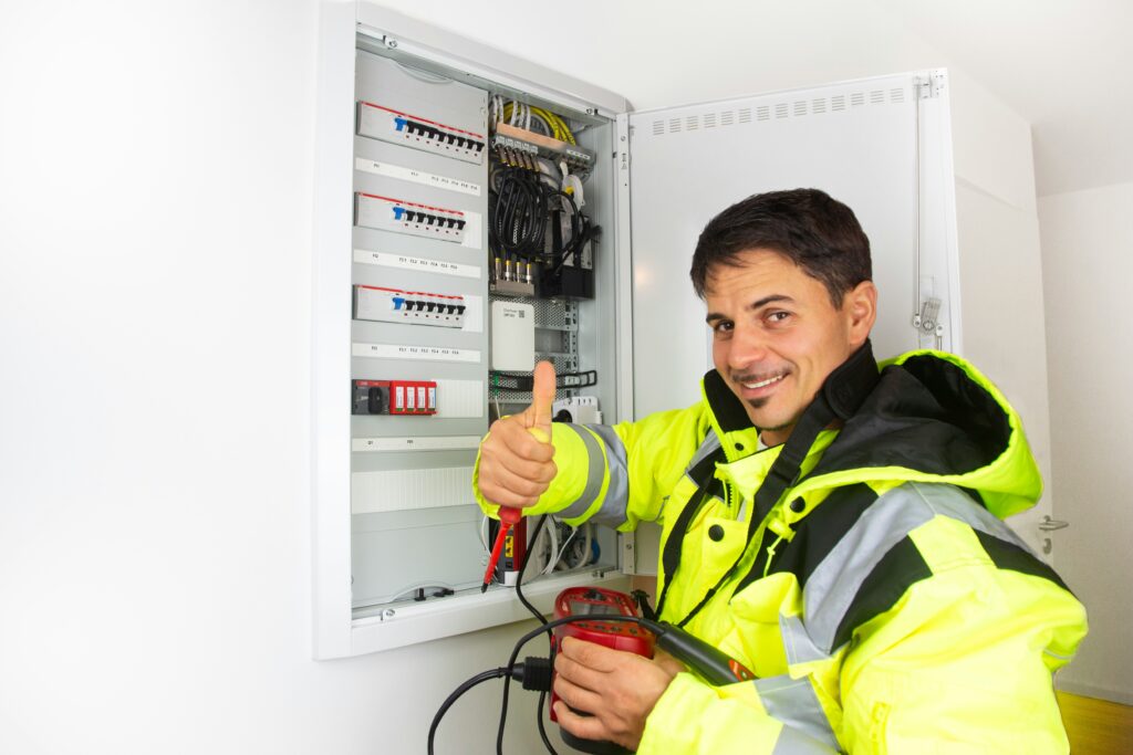 hdb electricians