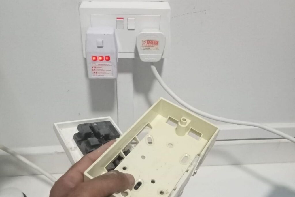 Power Socket Installation